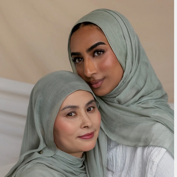 Vela Accessories - Vela posts kulfi scarf (mini size)